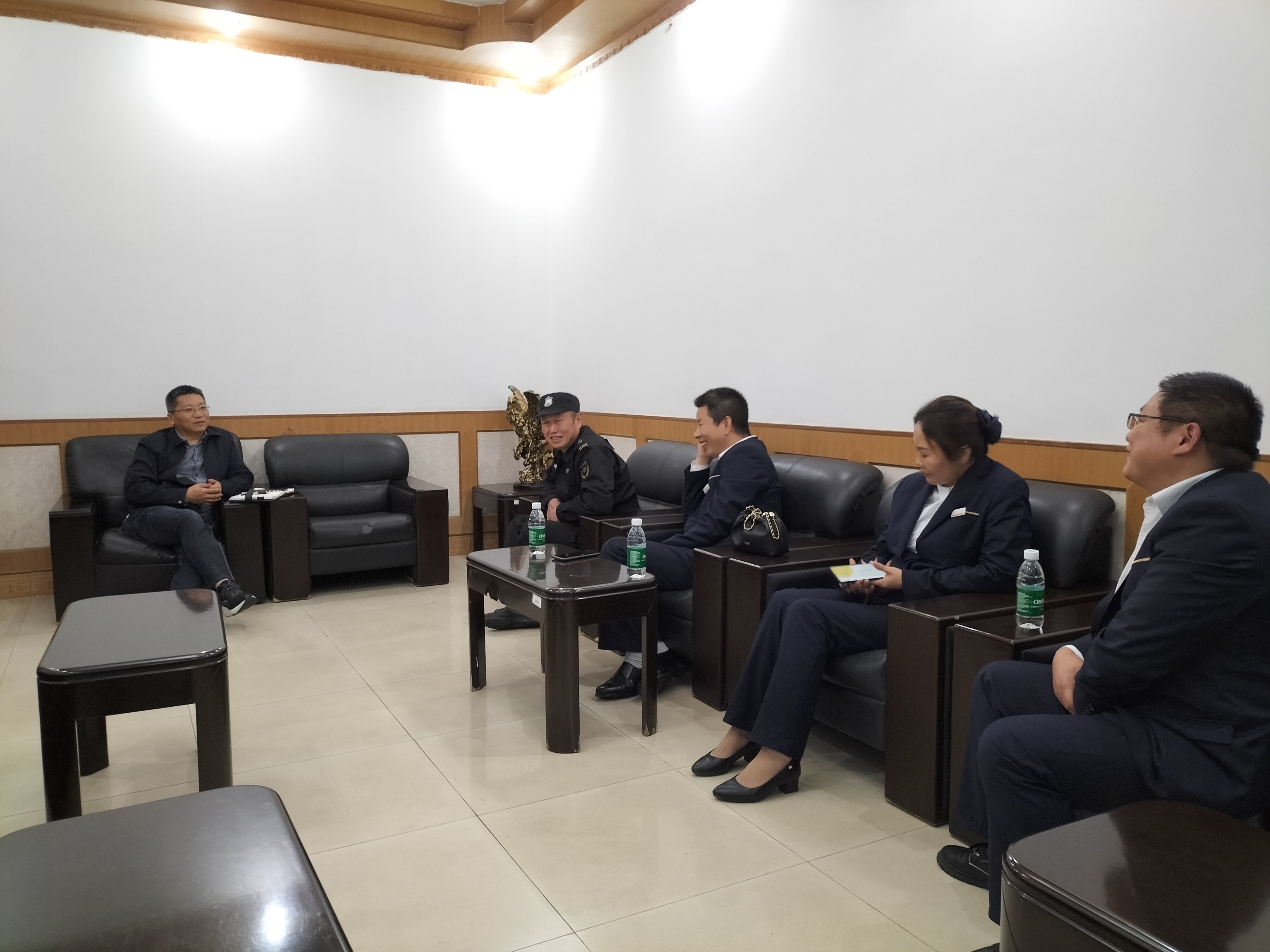 QDxy_1714295935809015891.jpg QDxy_1714295935809015891.jpg