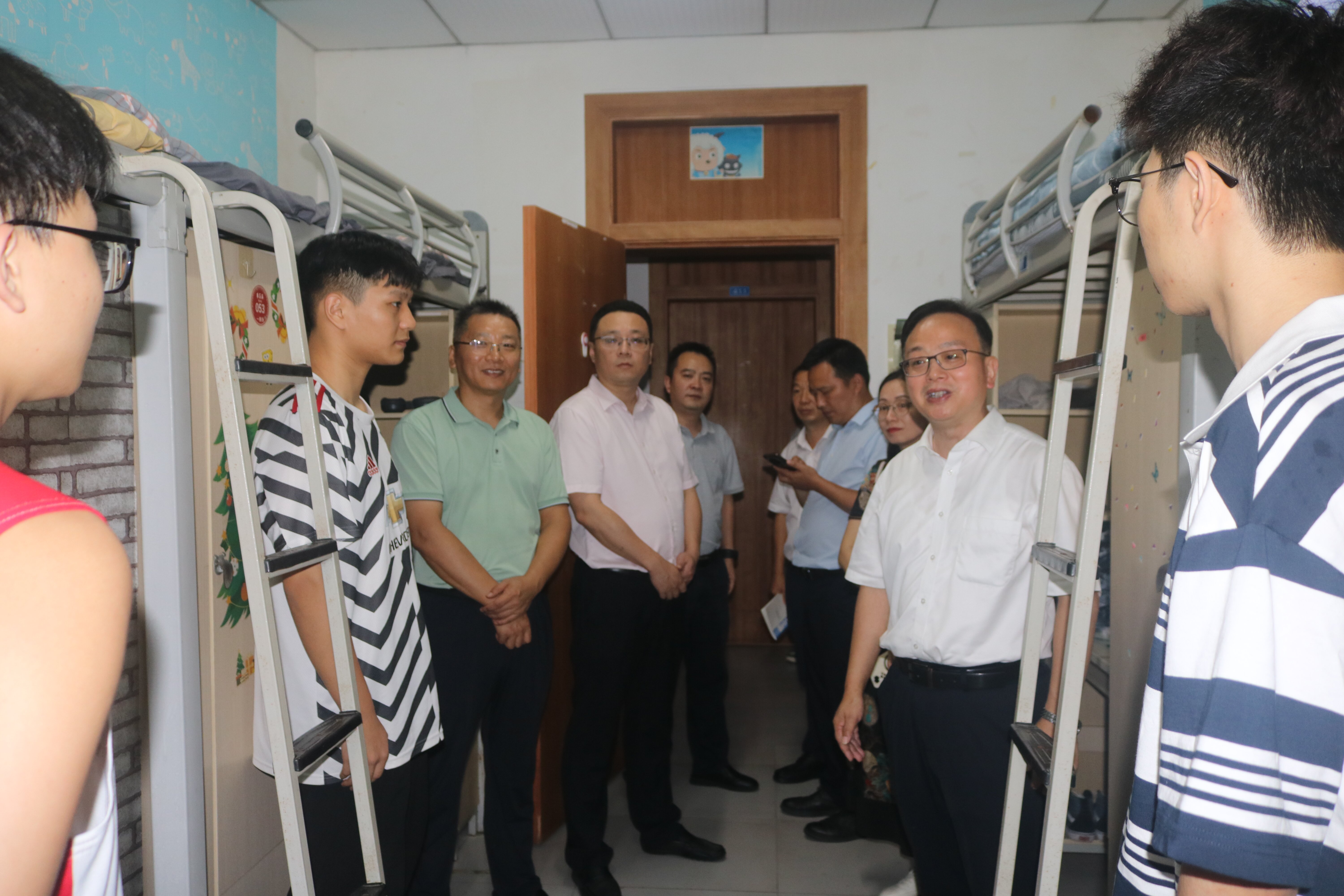 desq_1726651364827084806.jpg desq_1726651364827084806.jpg